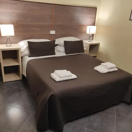 Hotel Il Rustichello Lonato Buitenkant foto
